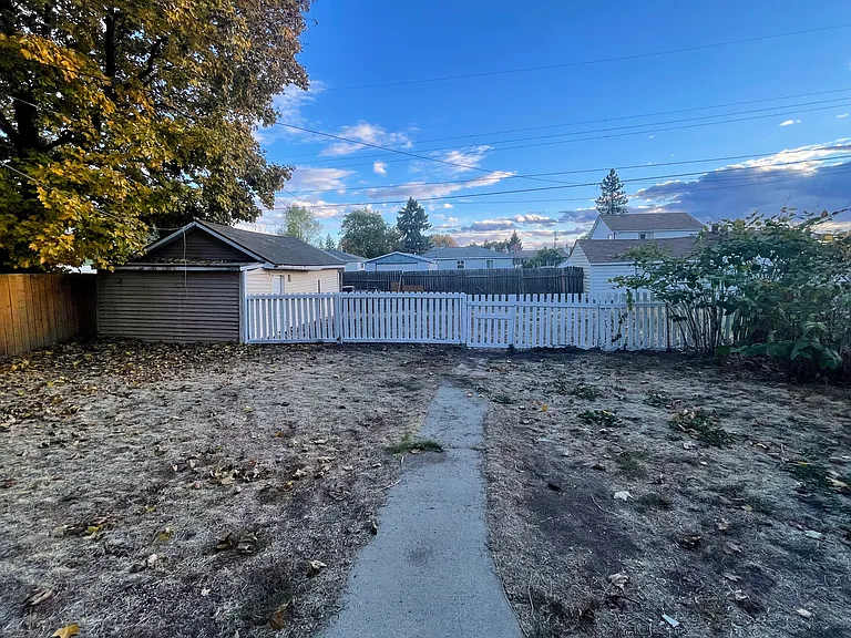 1016 E Columbia Ave — Photo 19