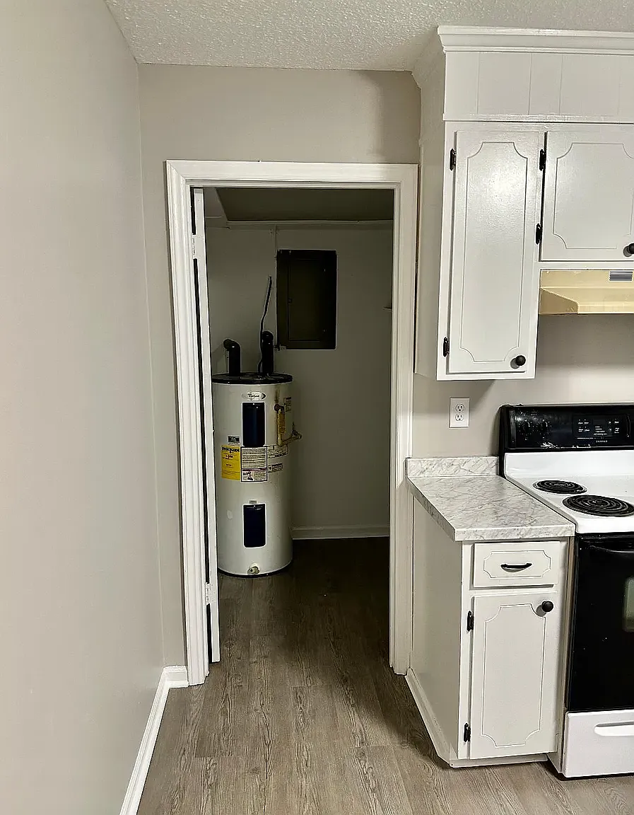 2 bed, 800 sqft, $895 — Photo 4
