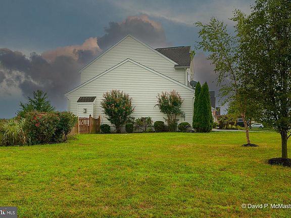 4th image of 141 McWharton Way