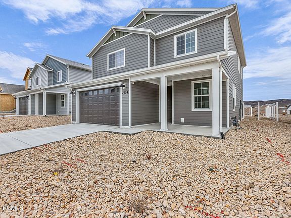 3rd image of 7054 Woods Rose Dr
