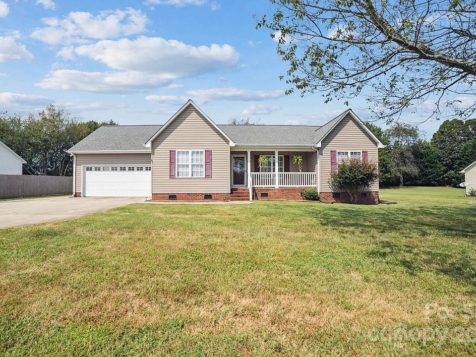 1st image of 1643 Lenora Cir