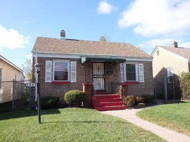 1st image of 2664 Van Buren St