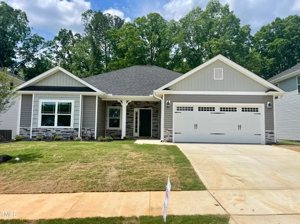 419 Callaway St, Sanford, NC 27330