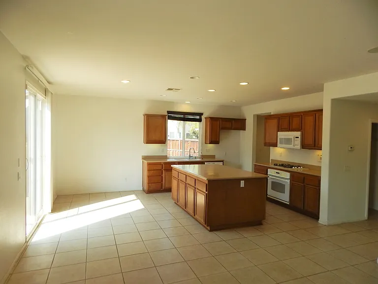 29391 Owl Creek Ct — Photo 6