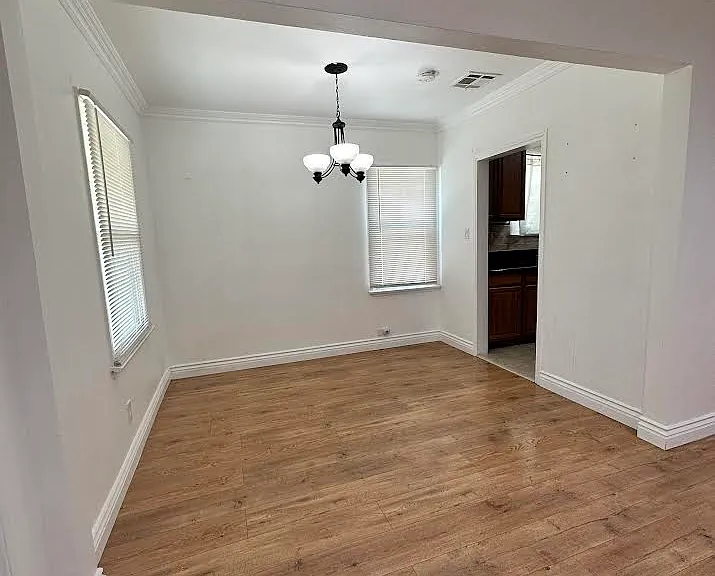 201 E Ralph St — Photo 3