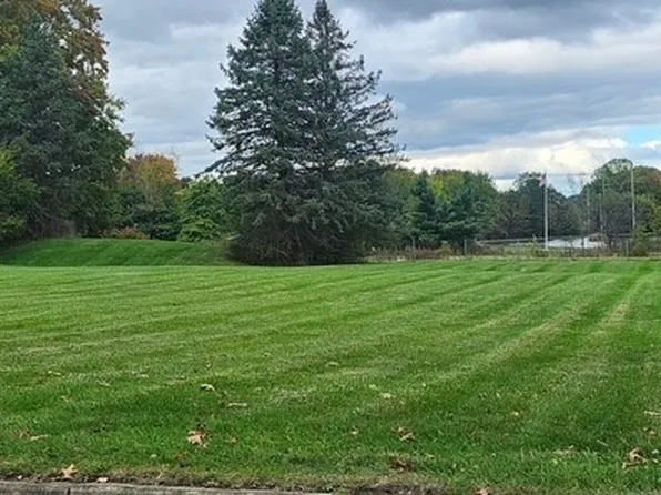 0 Oakwood Dr, Brookfield, OH 44403