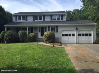 31 Revere Rd, Riverside, CT 06878