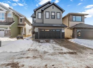 2215 4th Ave SW, Edmonton, AB