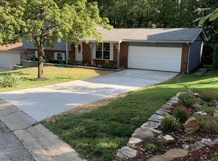 7 Pinehurst Ct, Saint Peters, MO 63376