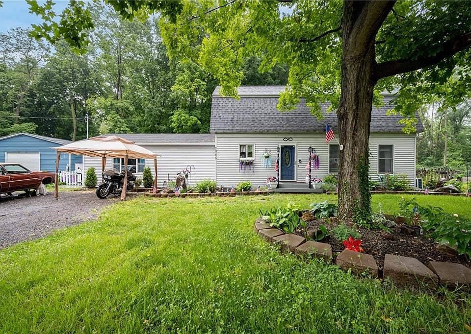 1st image of 2065 Browns Sq