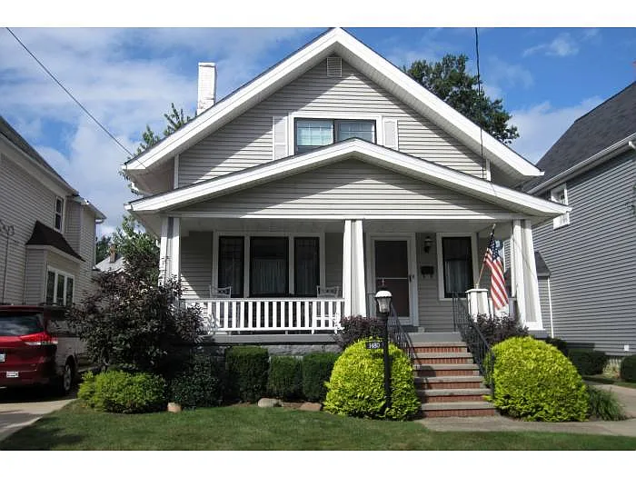 1480 Westwood Ave photo 1