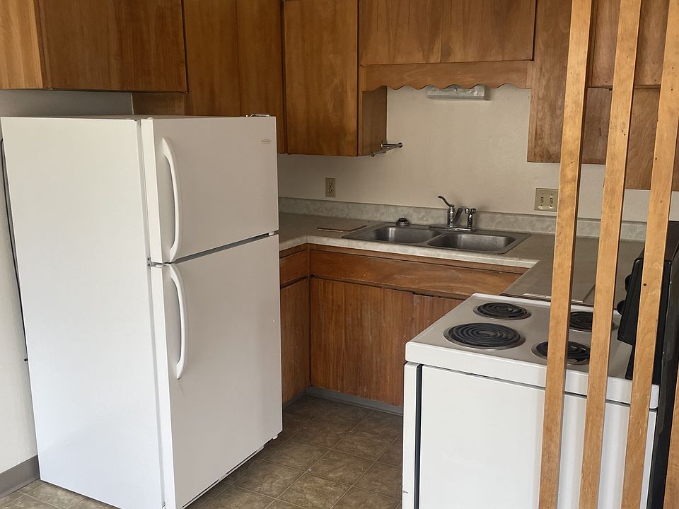 1st image of 225 Poplar St #5