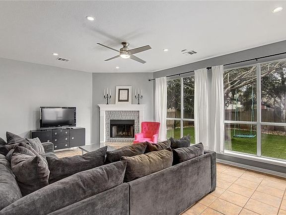 4th image of 6208 Salcon Cliff Dr