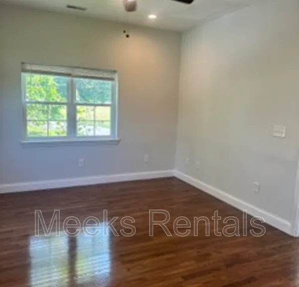 104A Sunnybrook Ln — Photo 5
