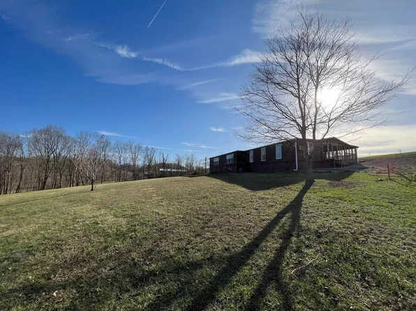 46052 Newsome Rd, Wilkesville, OH 45695