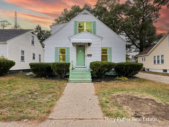 3309 Baker St, Muskegon Heights, MI 49444