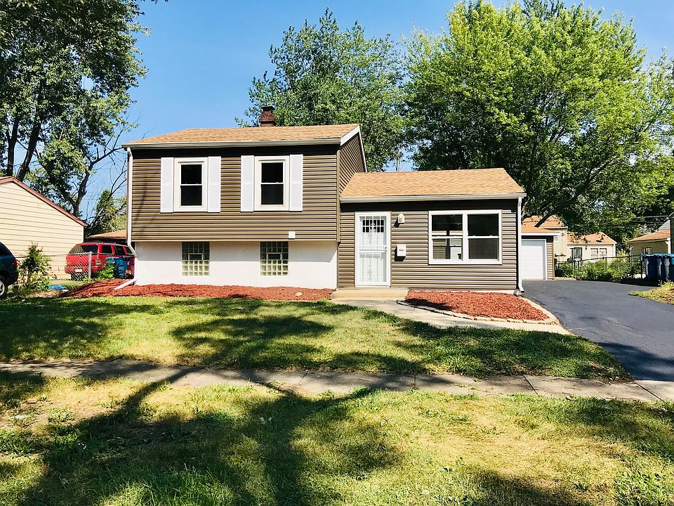 1st image of 21601 Olivia Ave