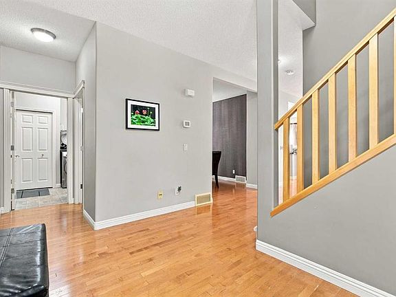 5th image of 261 N Panatella Blvd NW