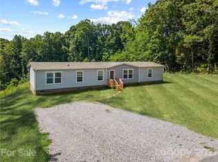 1967 Hass Dr UNIT 1, Newton, NC 28658