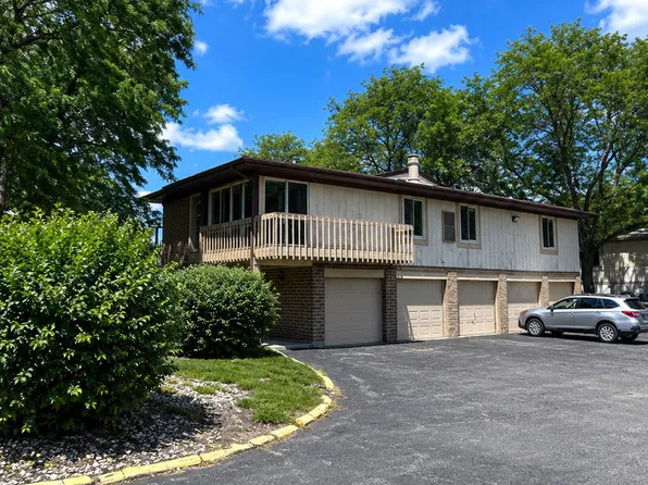 15713 Orlan Brook Dr Unit 100, Orland Park, IL 60462