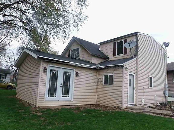 5th image of 305 S 6th St