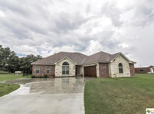 101 Post Oak Jct, Inez, TX 77968