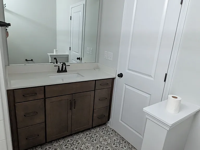 2561 Barry St — Photo 12
