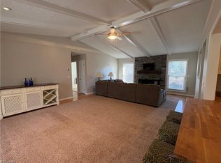 2709 New Garden Rd E, Greensboro, NC 27455