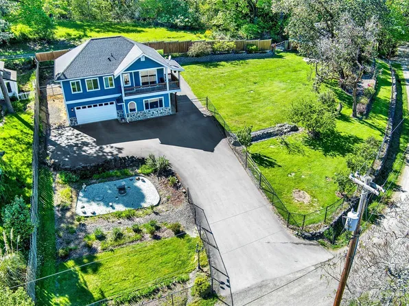 2608 142nd Avenue SW, Lakebay, WA 98349