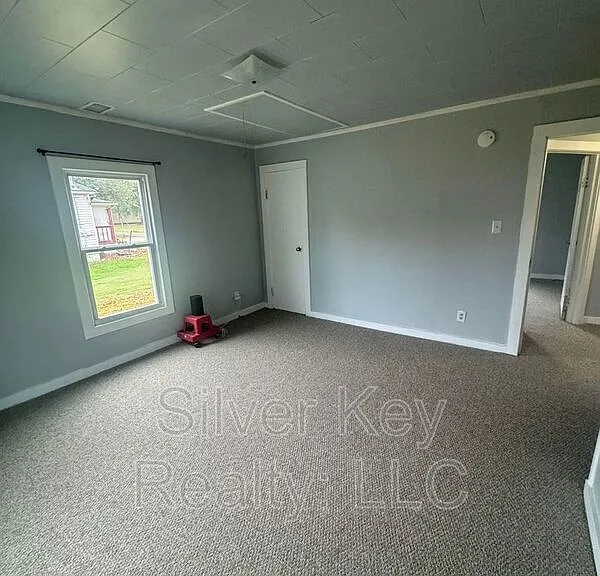 140 Arkansas Ln — Photo 12