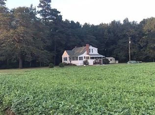 11181 N Halifax Rd, Stony Creek, VA 23882