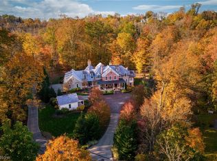 106 W Washington St, Chagrin Falls, OH