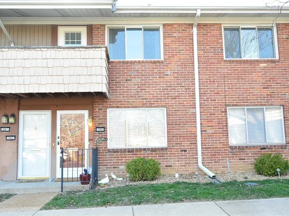 10867 Carroll Wood Way, Saint Louis, MO 63128