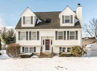 6 Gloucester St, Methuen, MA 01844