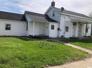 1221 S 10th St, Quincy, IL 62301