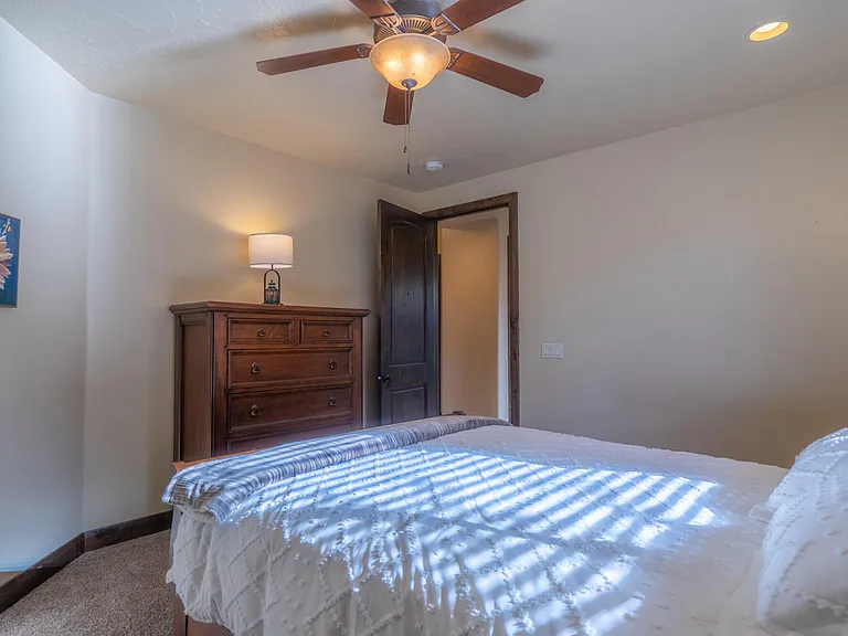 2732 S 4010 W — Photo 52