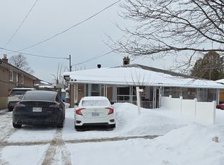 120 Duncanwoods Dr, Toronto, ON M9L 2E1