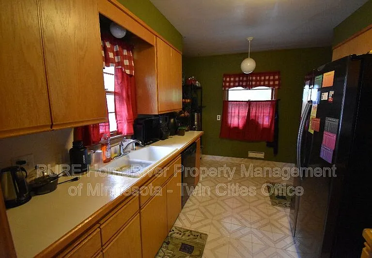 7409 Bryant Ave S — Photo 16