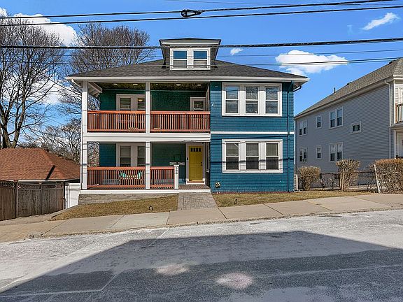 2nd image of 588 Beech St Floor 2