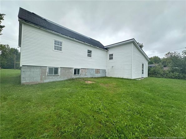 8 Old Harvey Rd, McAdam, NB E6J 1E6