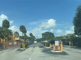 17901 NW 68th Ave APT T208, Hialeah, FL 33015