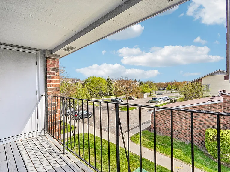 Regency Place Apartments — Photo 23