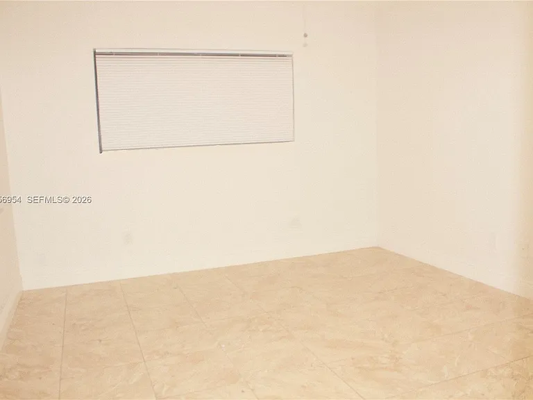 8736 SW 145th St #8736 — Photo 2
