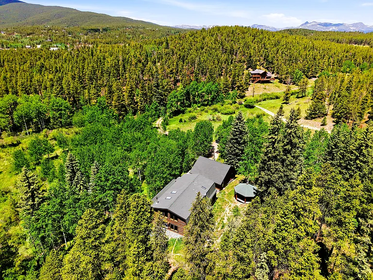 652 Bear Mountain Rd — Photo 36