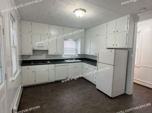 136 Matteson St FLOOR 1