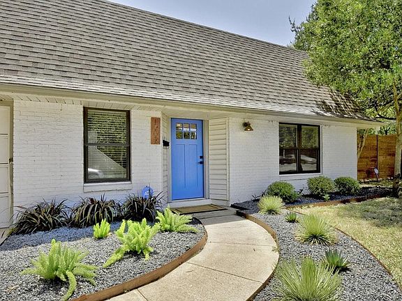 2nd image of 1909 Fair Oaks Dr