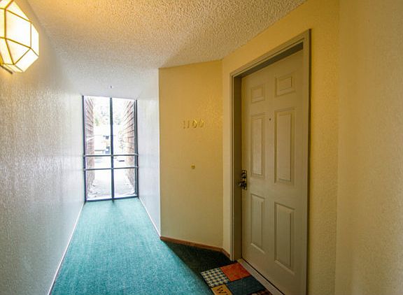 3rd image of 1100 La Terrace Cir