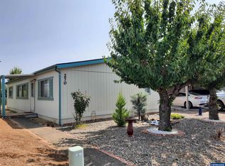 300 SE Lacreole Dr #270, Dallas, OR 97338