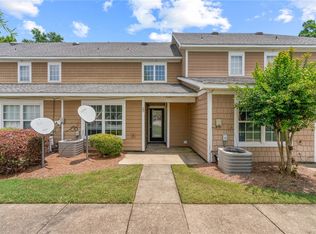 1957 Wire Rd APT 20, Auburn, AL 36832