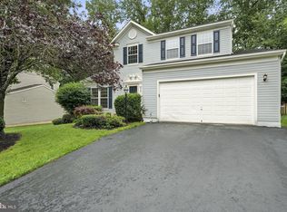 5781 Fincastle Dr, Manassas, VA 20112